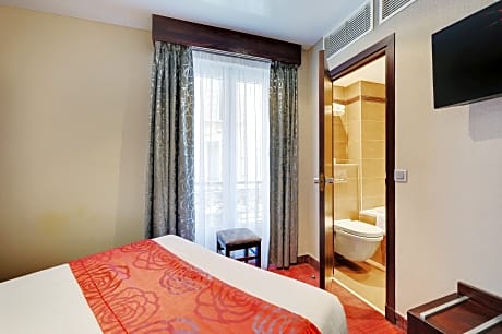 Single Room (1 Twin Bed)