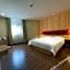 Home Inn (Guangzhou Tianpingjia Metro Station)