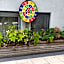 Urban Yard Hotel