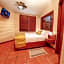 Alcazar Suites