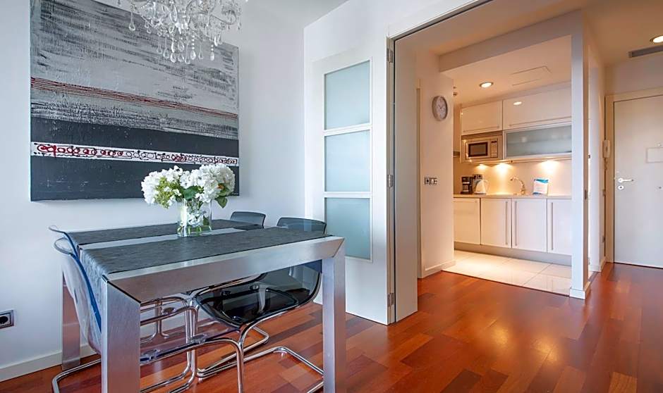 You Stylish City Center Apartments