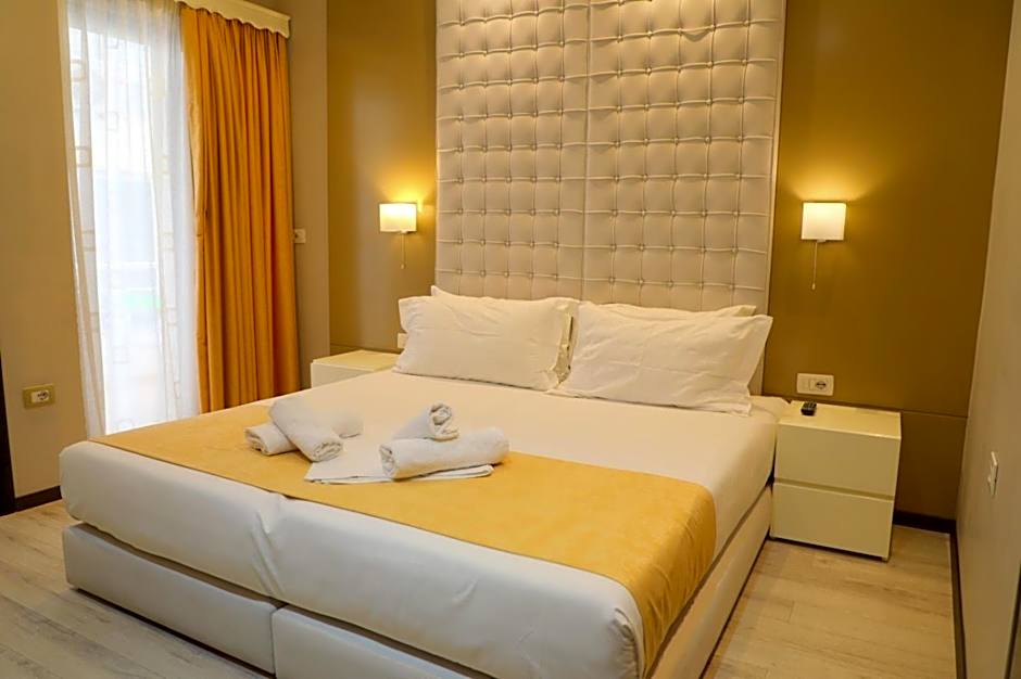 Hotel Strora