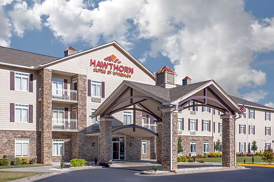 Hawthorn Suites By Wyndham Conyers