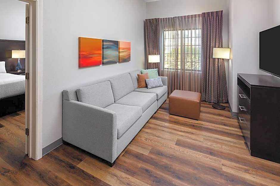 Staybridge Suites O'Fallon Chesterfield By IHG