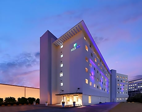 Holiday Inn Express Bengaluru Whitefield Itpl By IHG