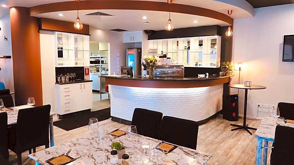 Springwood Tower Apartment Hotel