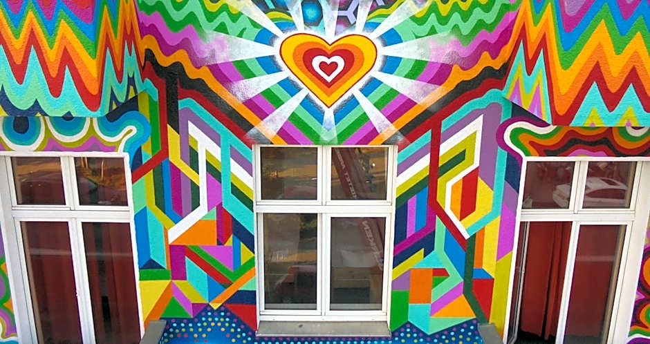 Happy go Lucky Hotel  Hostel