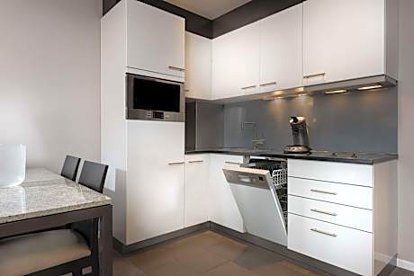 Premier One-Bedroom Apartment