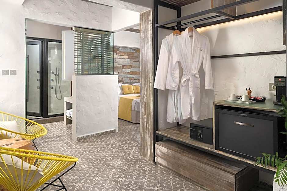 Elakati Luxury Boutique Hotel - Adults Only