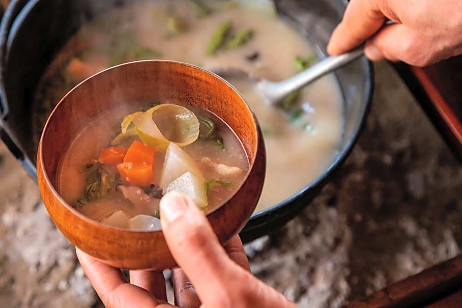 ジビエと田舎暮らしの宿 ヌックスキッチン Japanese Game Meat Cuisine & Lodge Nook's Kitchen