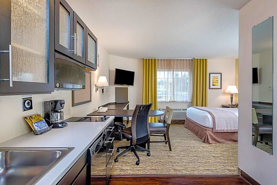 Candlewood Suites Sterling By IHG