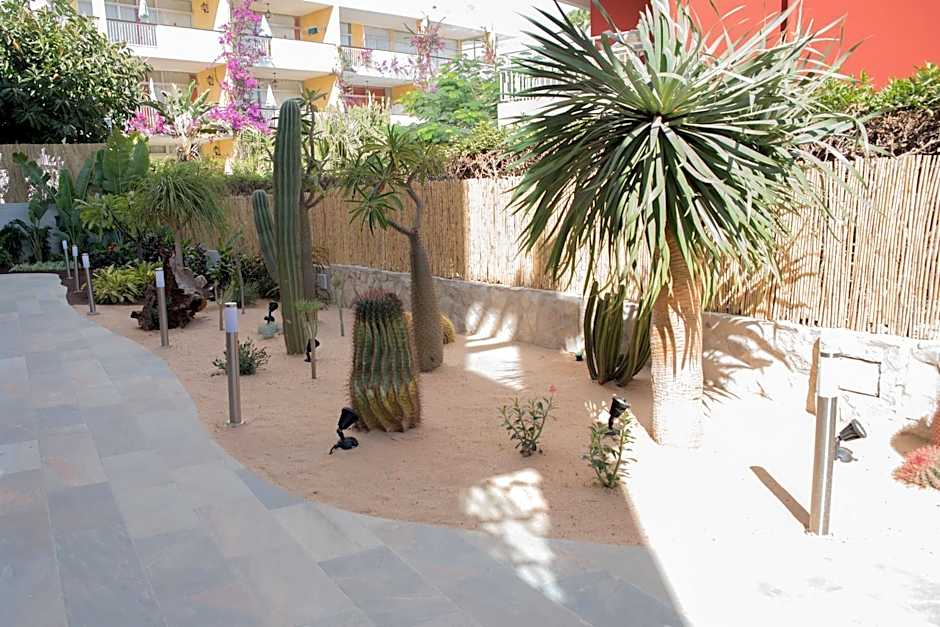 Alhambra Boutique Apartments by TAM Resorts