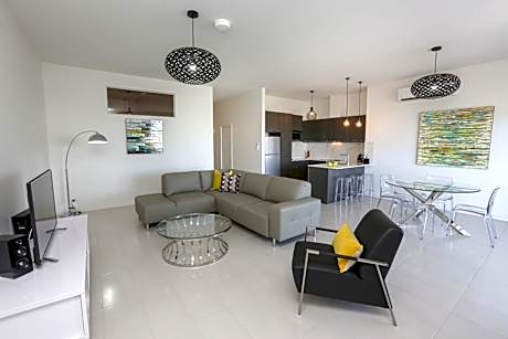 Indulge Apartments - CBD