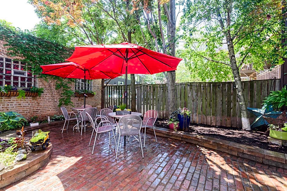 House 5863- Chicago'S Premier Bed And Breakfast