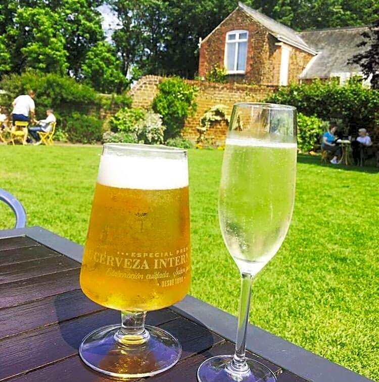 The Rose & Crown, Snettisham