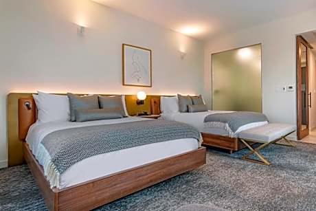 Queen Room with Two Queen Beds
