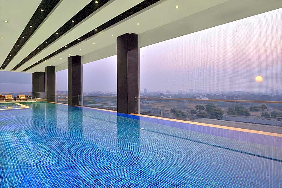 Taj Skyline Ahmedabad