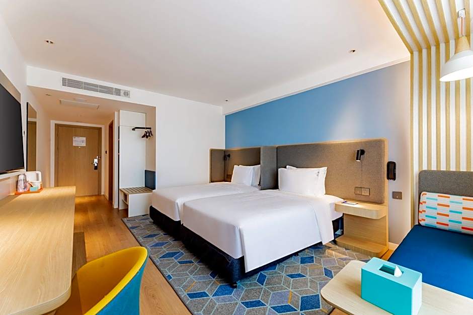 Holiday Inn Express Hohhot East Station By IHG