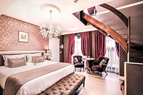 Duplex Quadruple Family Room