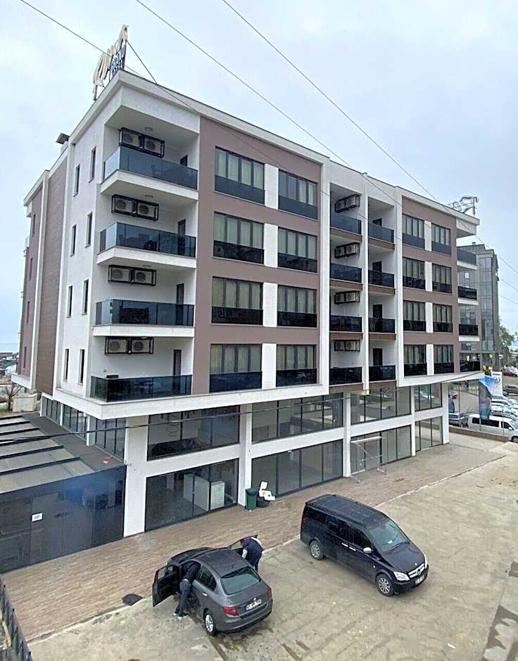 Rena Grand Residence & Suit