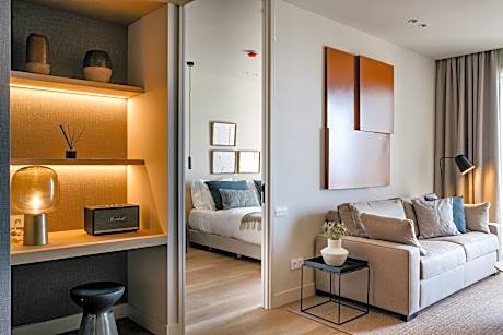 Family Garraf, 2 Bedroom Suite, Bedroom 1: 1 Queen, Bedroom 2: 1 Twin, Partial sea view, Balcony