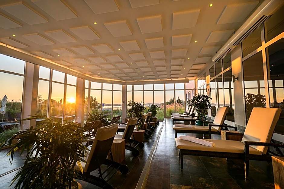 Balmer See – Hotel•Golf•Spa