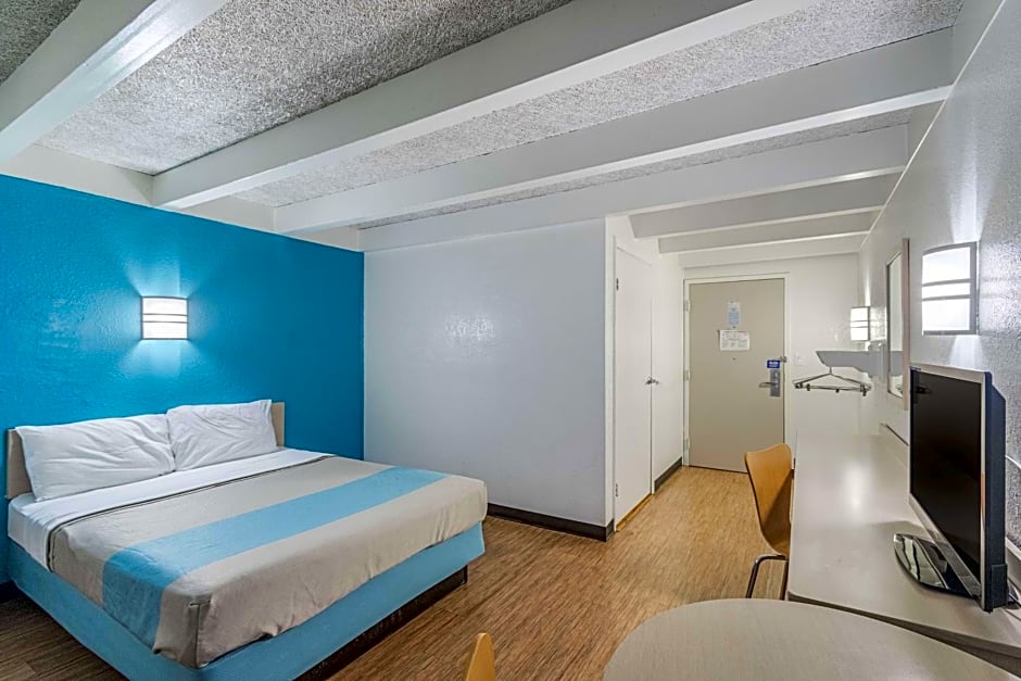 Motel 6-Kokomo, IN