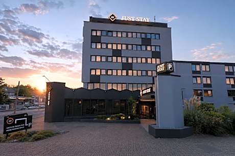 JustStay Mülheim Oberhausen Hotel & Apartments