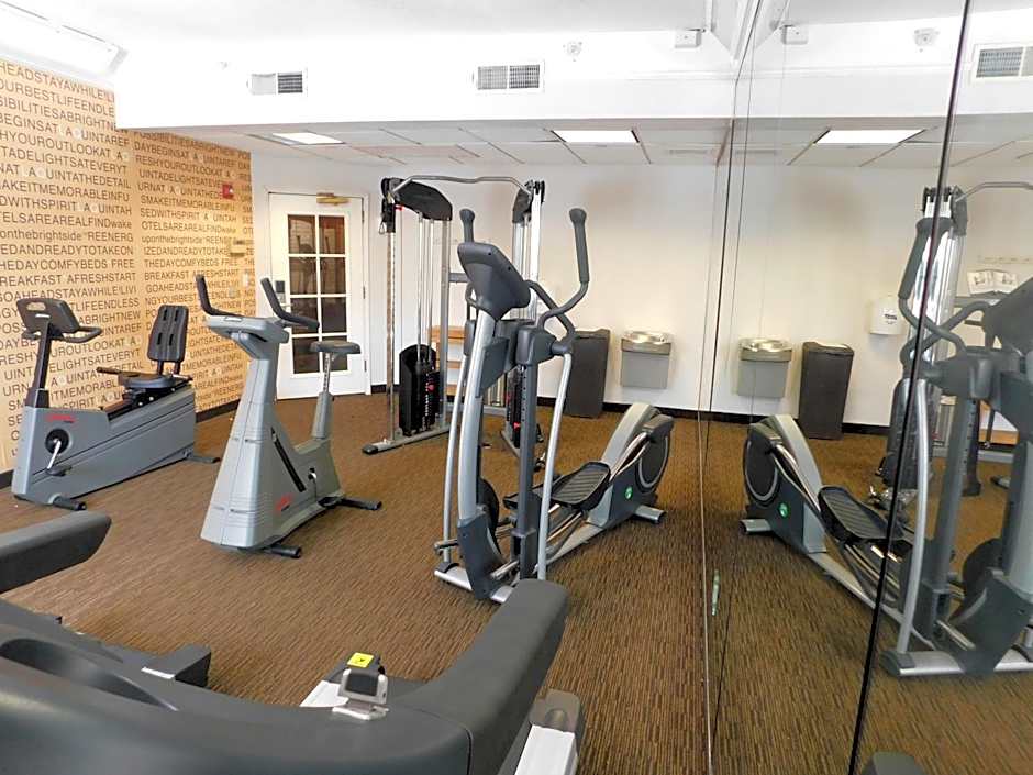 La Quinta Inn & Suites by Wyndham Winston-Salem