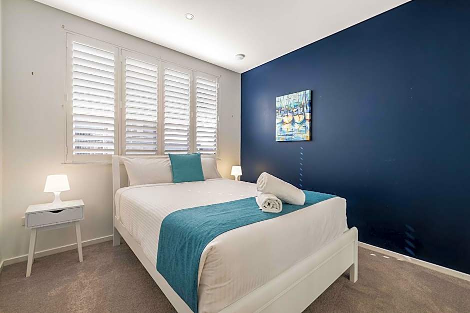 Meridian Alex Beach Apartments