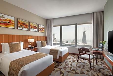 Two-Bedroom Apartment with Beach Access