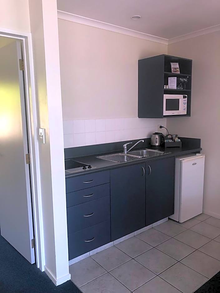 Claremonte Motor Lodge