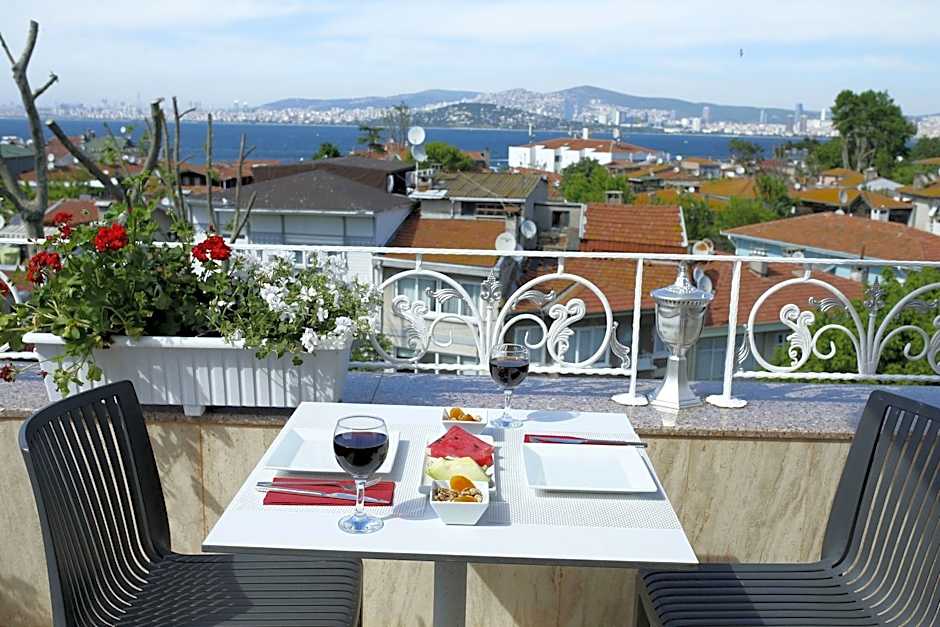 Ascot Hotel Buyukada