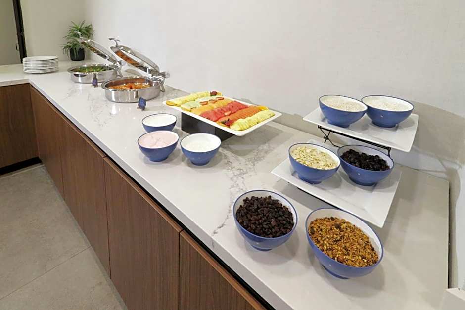 Courtyard by Marriott Monterrey Airport