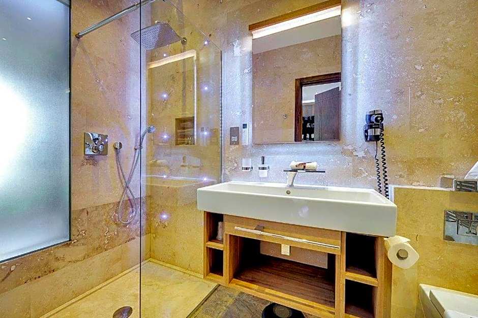 Mała Anglia Deluxe Rooms & SPA