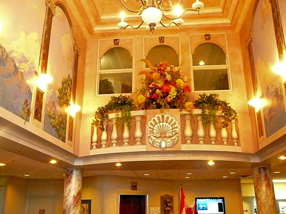 Coast Abbotsford Hotel & Suites