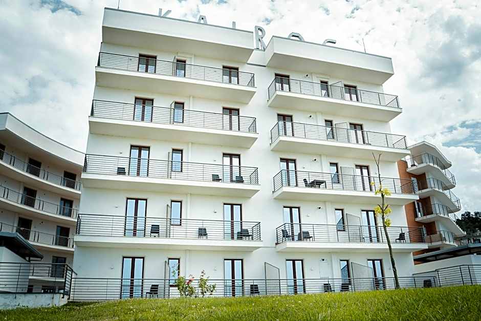 Kairos Hotel