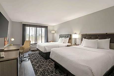 Queen Room with Two Queen Beds - Non-Smoking