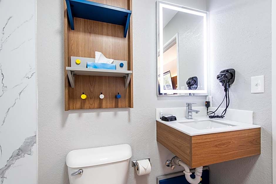 Microtel Inn & Suites by Wyndham London