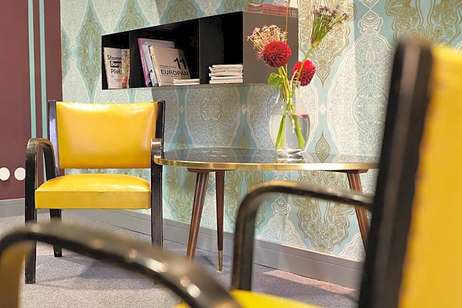 Saint SHERMIN bed breakfast & champagne