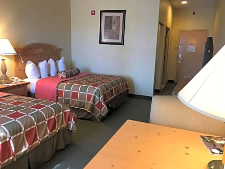 Queen Room with Two Queen Beds and Mobility Accessible Roll-In Shower/Non-Smoking
