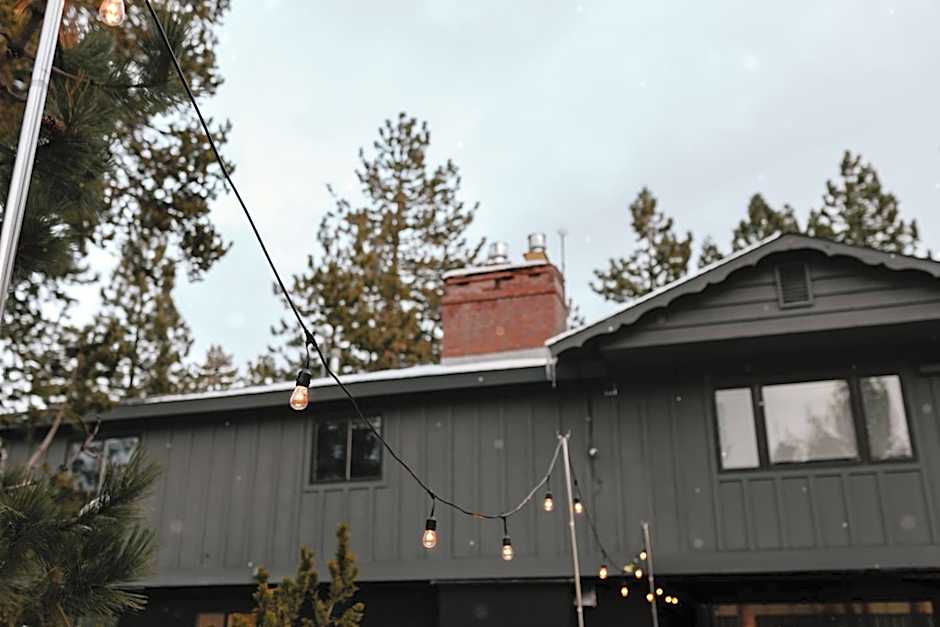 The Coachman Hotel