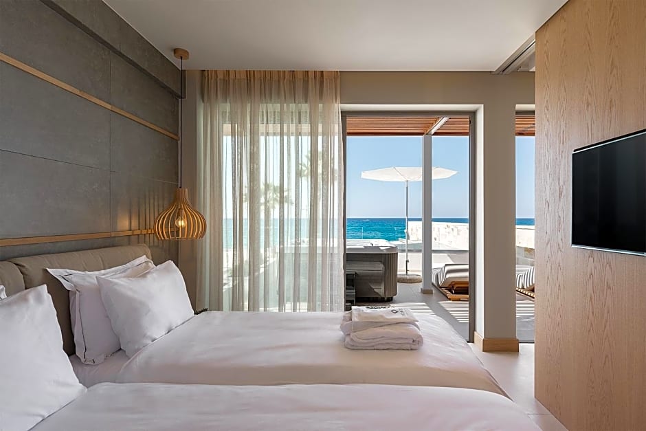 Ikones Seafront Luxury Suites