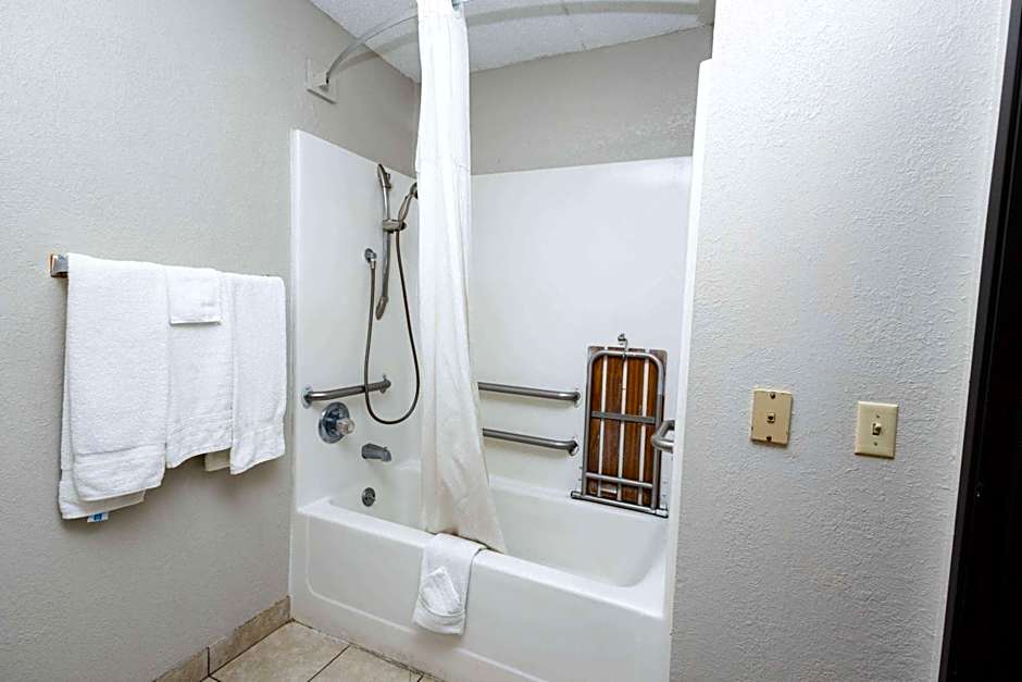 Days Inn by Wyndham Dayton Huber Heights Northeast