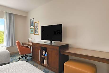 Premium Queen Studio with Two Queen Beds - Non-Smoking