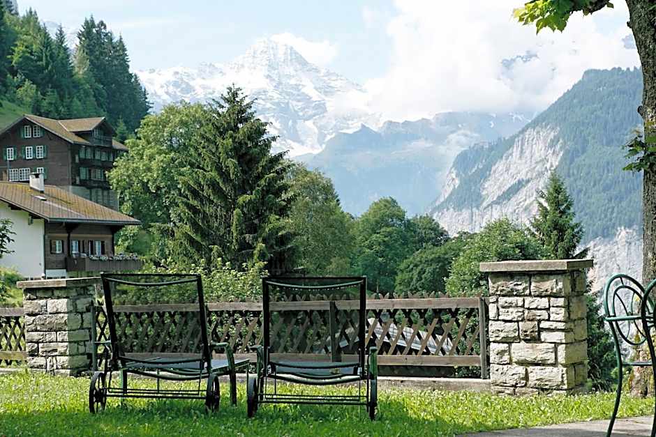 Hotel Alpenrose Wengen - a family affair since 1881