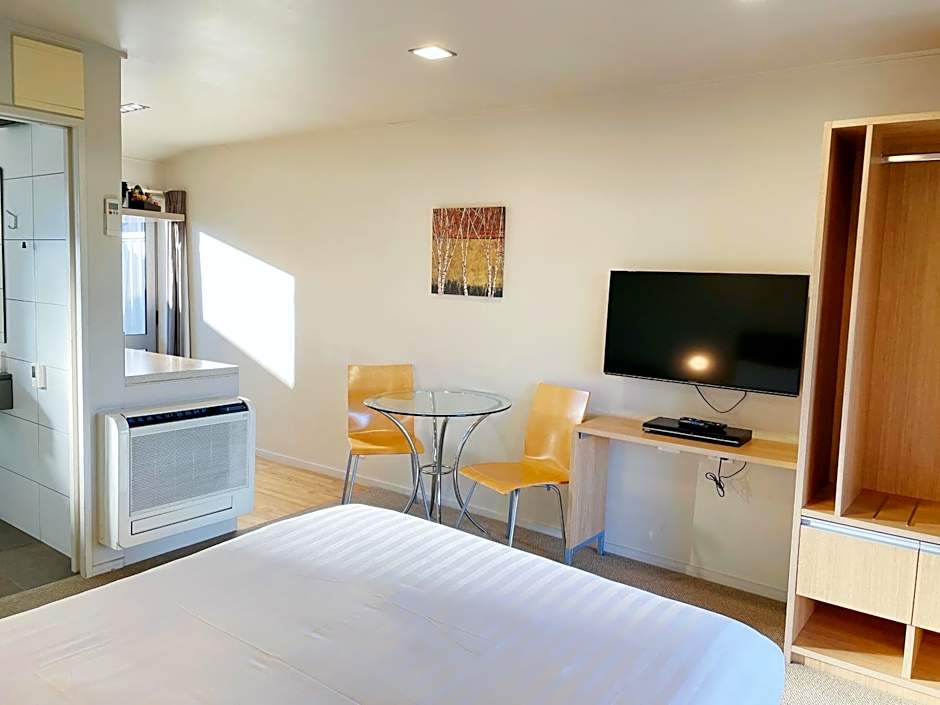 Anchorage Motel Apartments