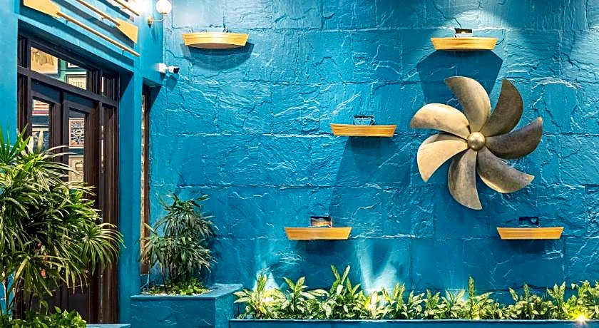 Polo Floatel Kolkata