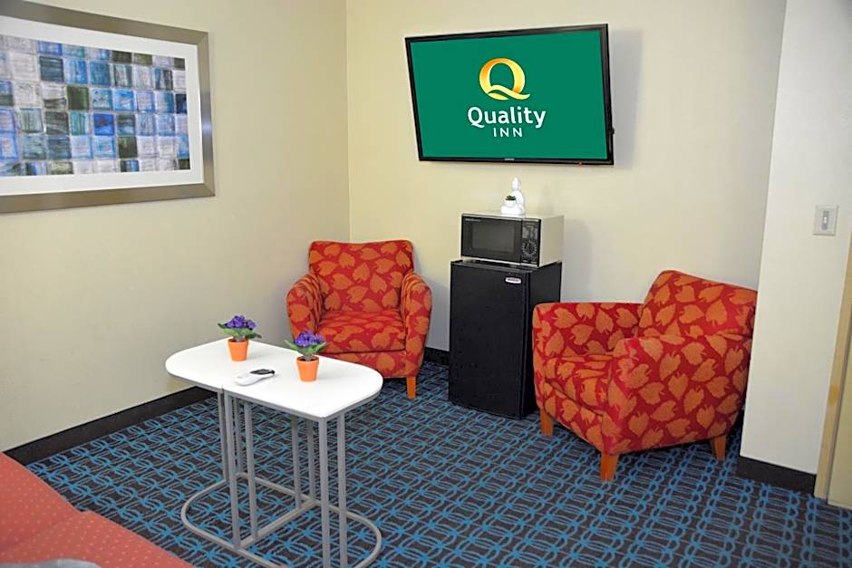 Quality Inn & Suites