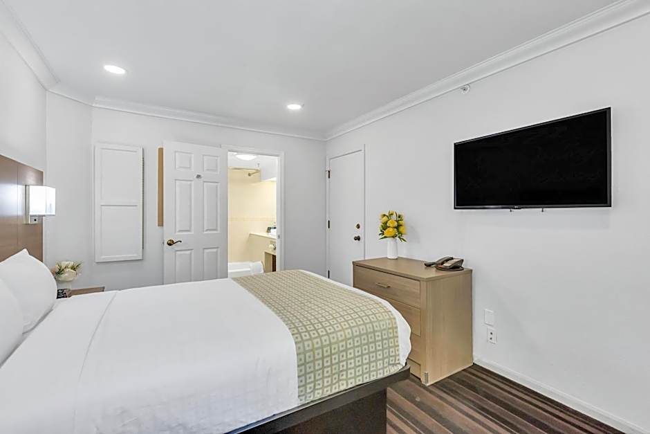 Napa Valley Hotel & Suites